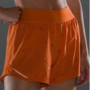 Lululemon Hotty Hot Short 4” Poco Loco (Amber Orange, Size 6)